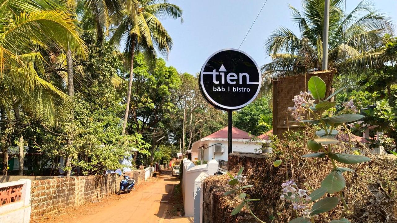 Tien B&B & Bistro Vagator Bagian luar foto